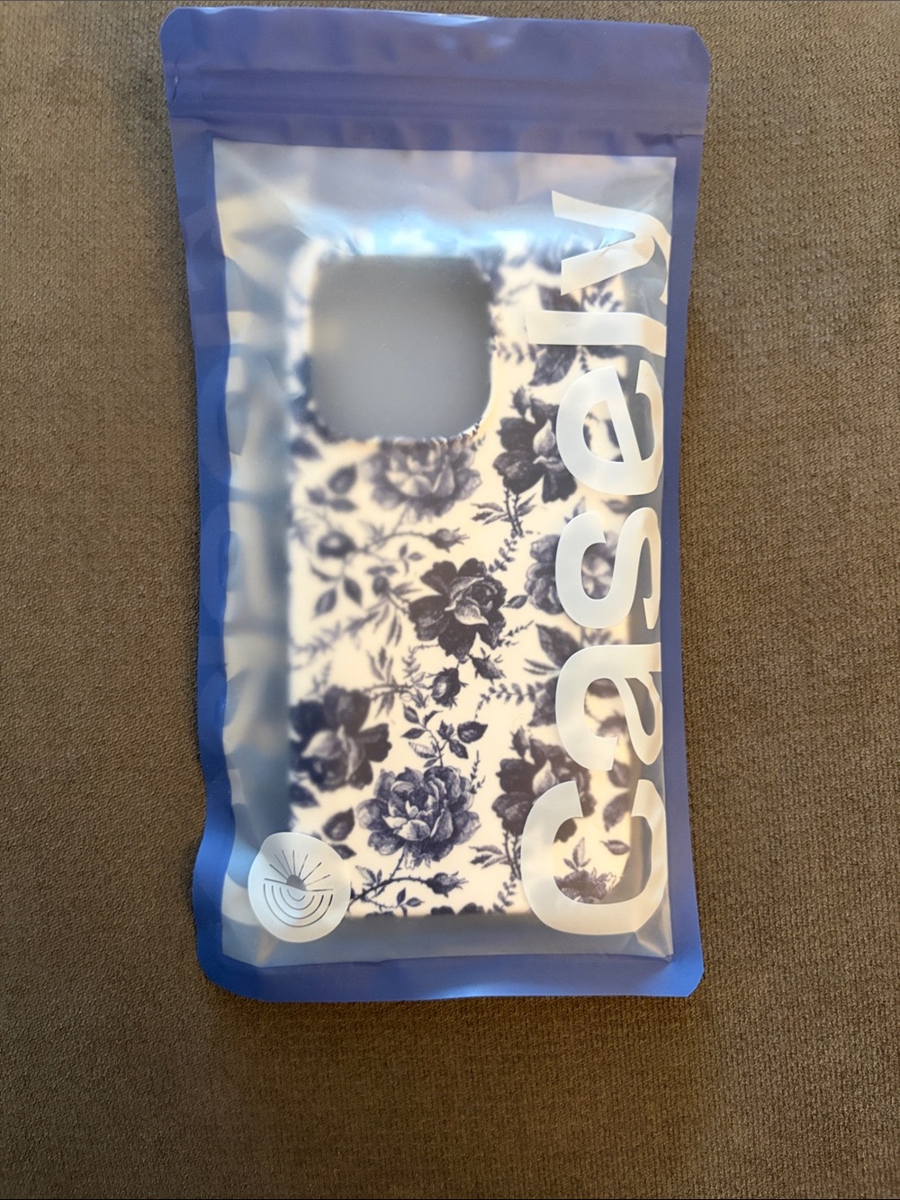 Blue Floral iPhone 14 Pro Case - Stylish Protection- NWT